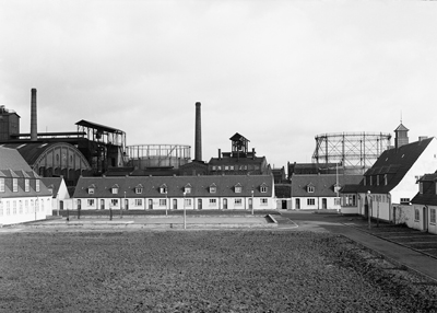 Das Bild zeigt eine ehemalige geschlossene Einrichtung am Warturmer Platz